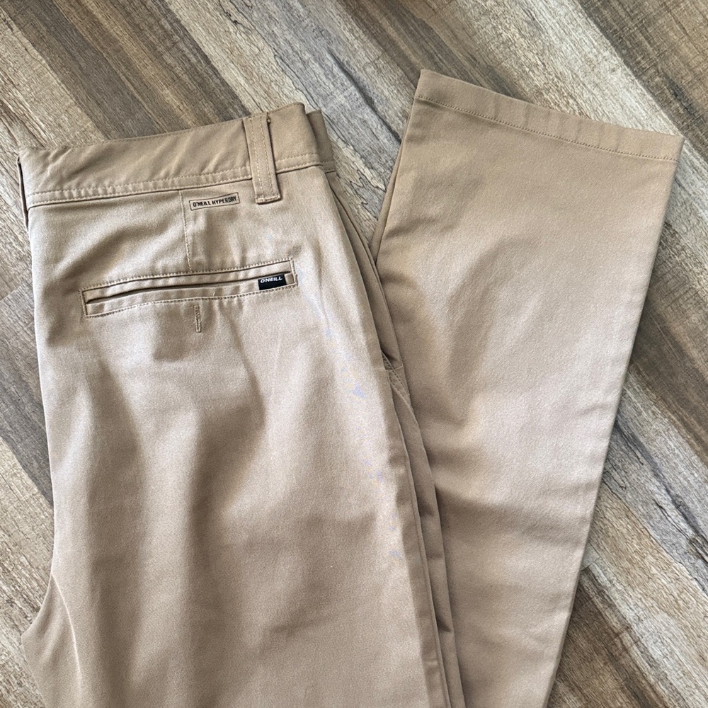 O’Neil Hyperdry Men's Khaki Chinos - Like New